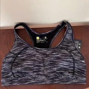 NWT Xersion Black and White Patterned Sports Bra L